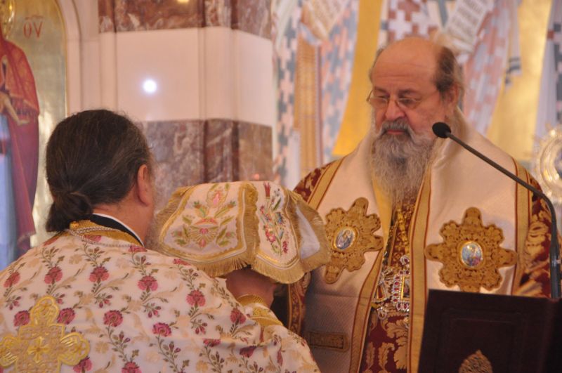 Ἡ ἑορτή τῶν ἁγίων Ραφαήλ, Νικολάου καί Εἰρήνης